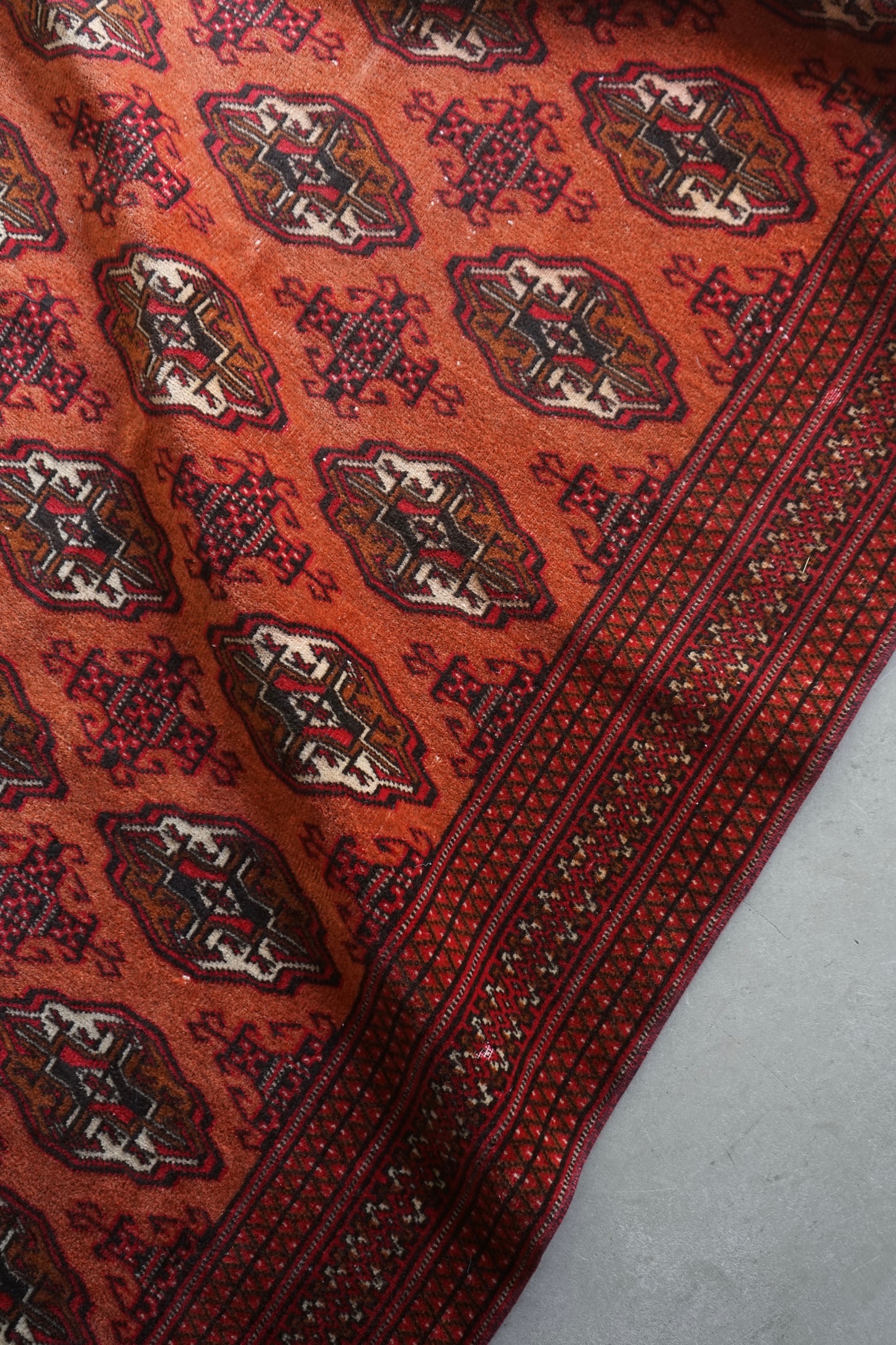 TURKEY OLD TURKMEN 1950-1970年代 195 × 123 cm No.TR2590