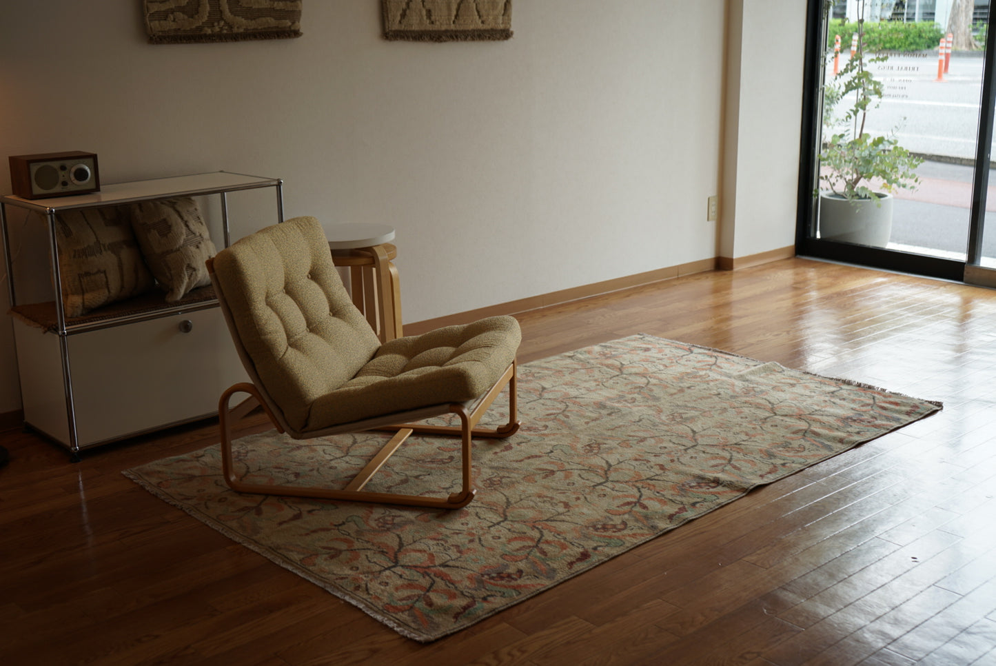 Türkiye Old Isparta Beige Floral 1970年代 218 × 136 cm No.TR25267