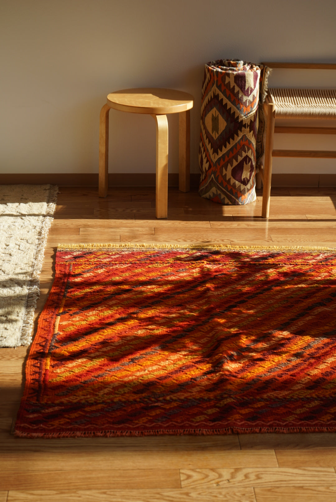 Türkiye Old Konya Jajim Orange 1960年代 121 × 109 cm No.TR25158