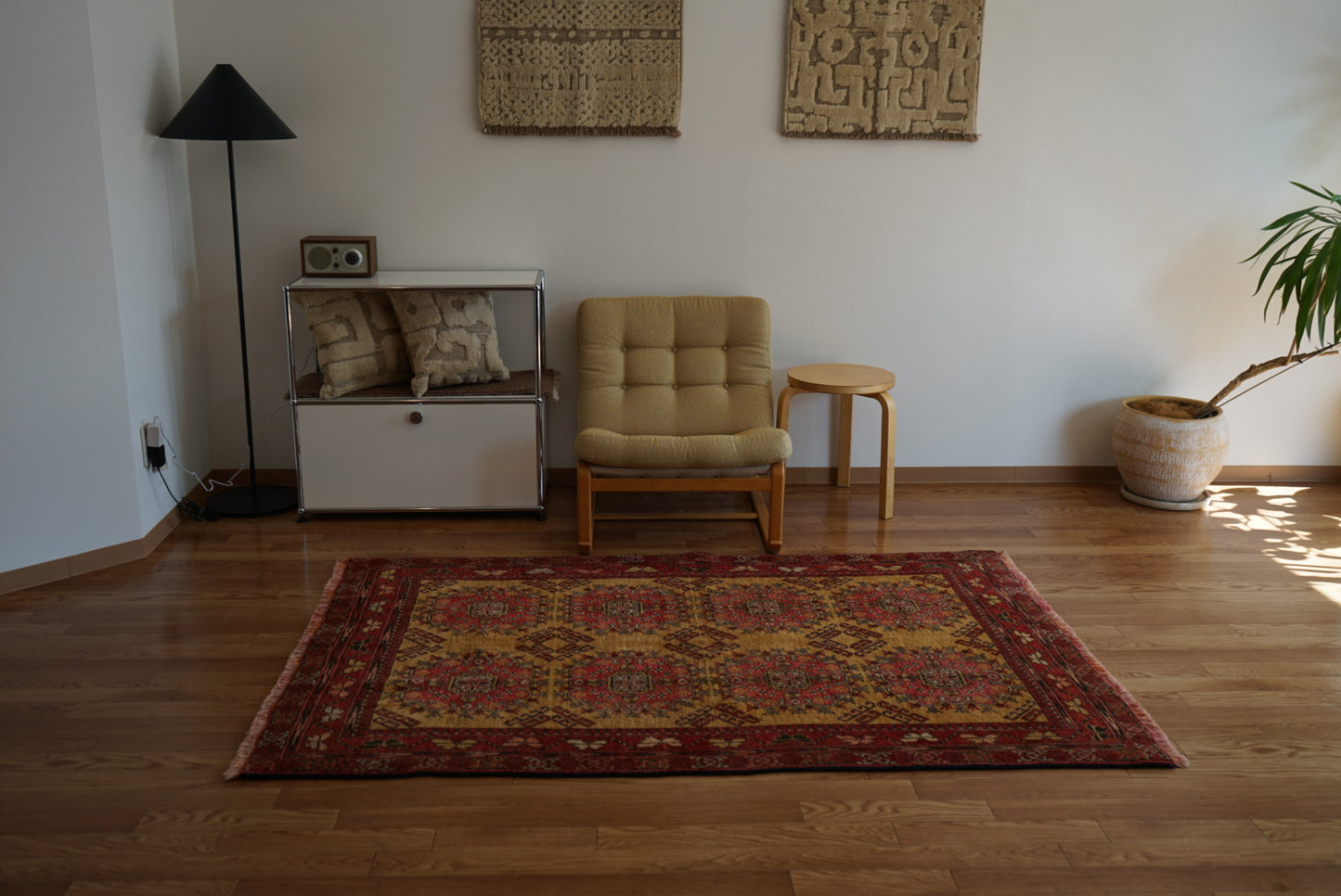 Afghanistan Old Turkmen Yellow Mustard 1950年代 188 × 123 cm No.AF2520