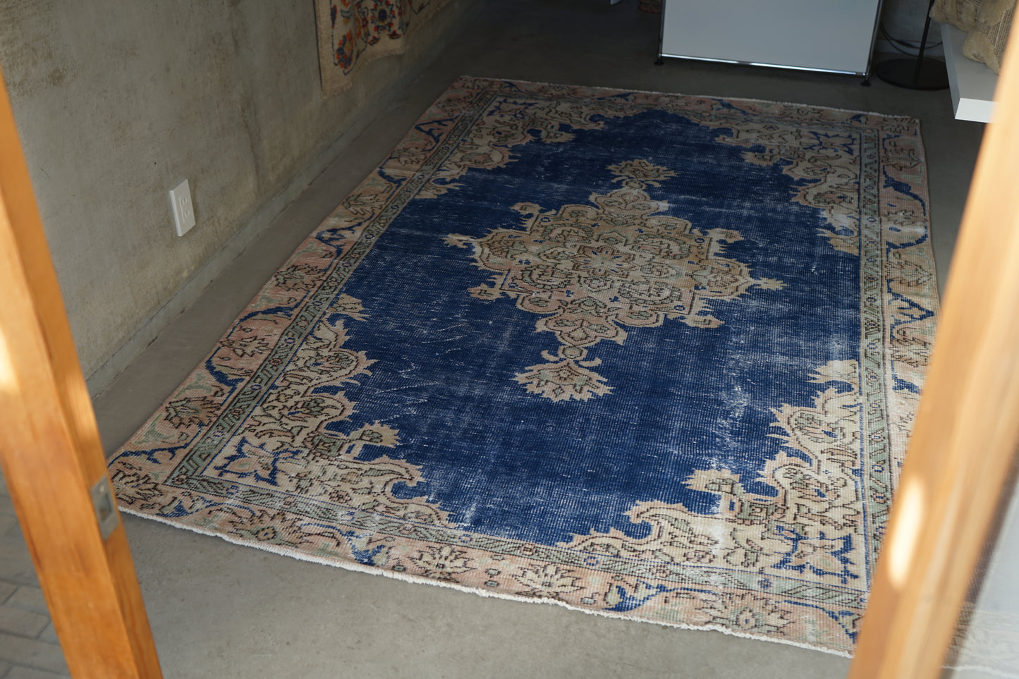 TURKEY OLD ISPARTA BLUE 1970年代 236 × 163 cm No.TR25205