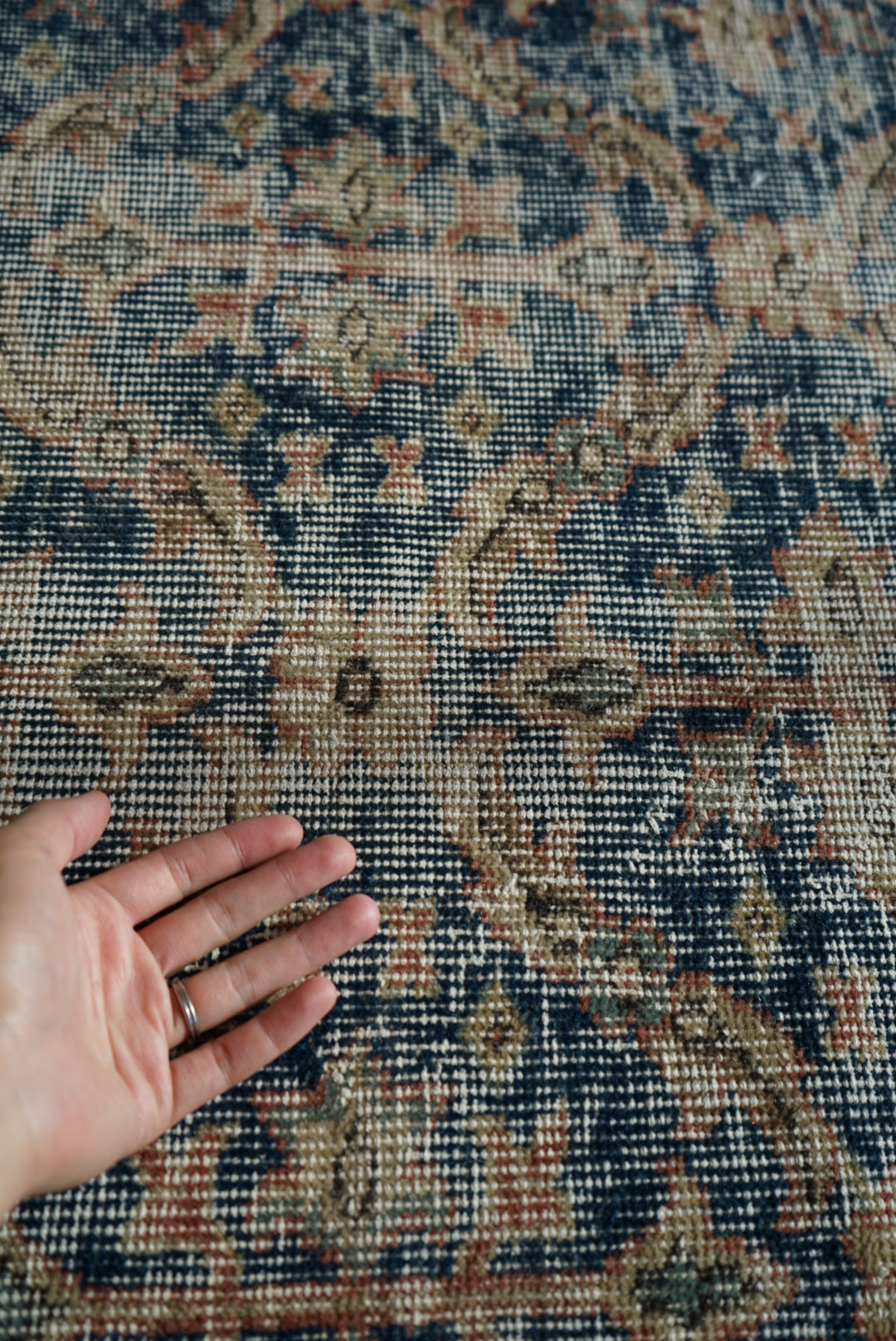 Türkiye Old Isparta Blue 1970年代 255 × 176.5 cm No.TR25434