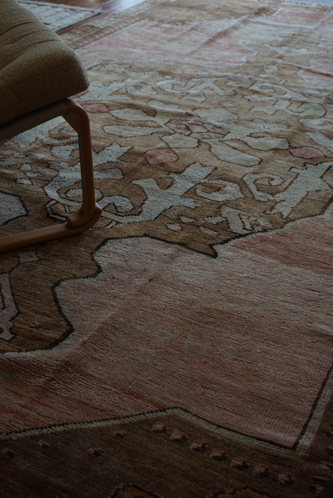 TURKEY OLD OUSHAK SALMON PINK 1970年代 286 × 162 cm No.TR25197