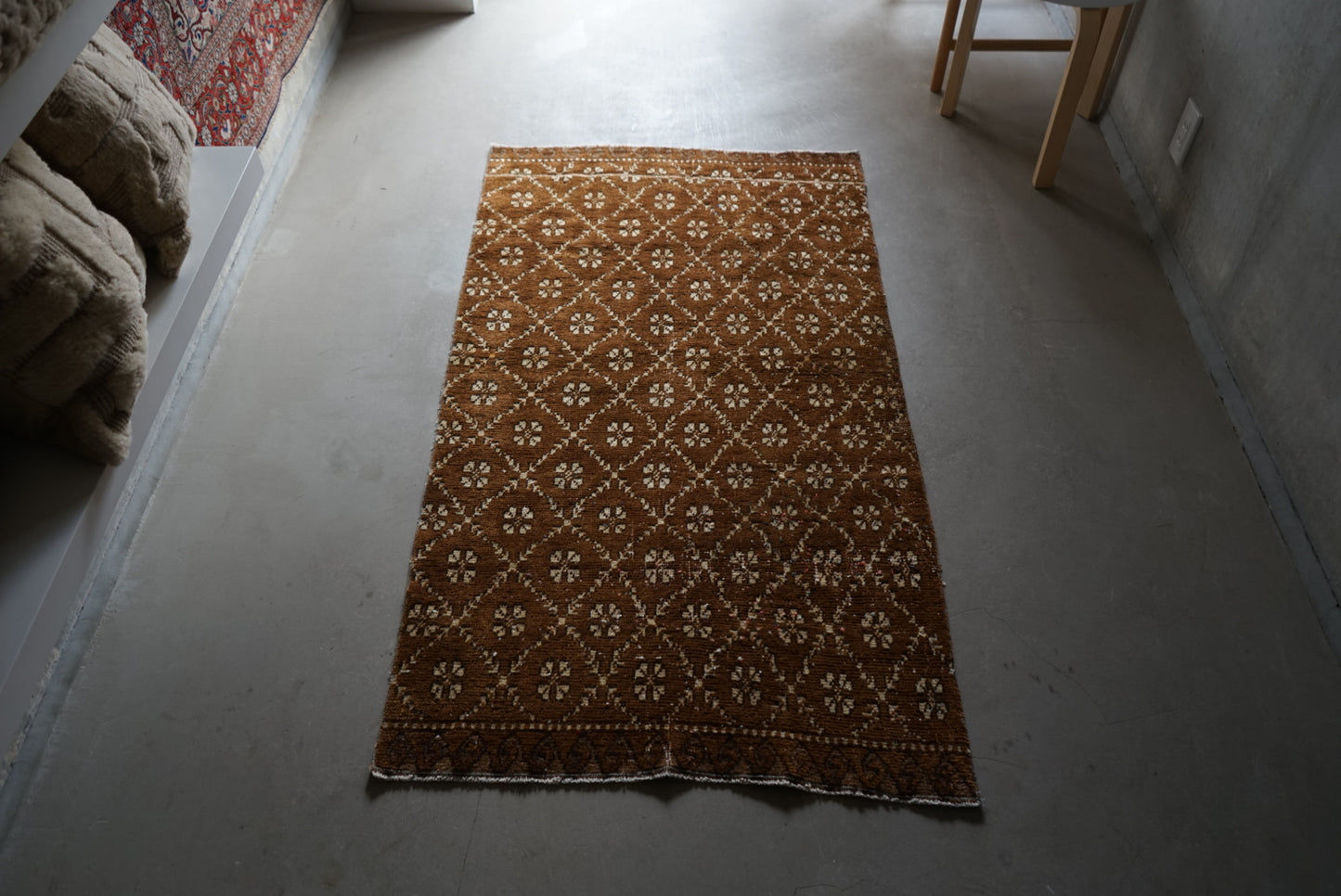 Türkiye Old Oushak Brown Patchwork 1980年代 158 × 87 cm No.TR25311