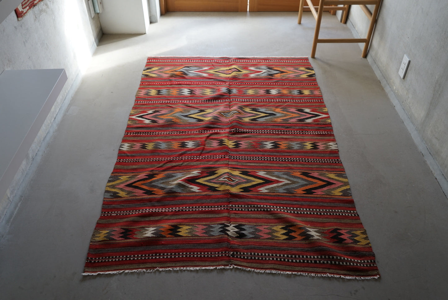 TURKEY BALKAN OLD KILIM 1950-1960年代 159 × 116 cm