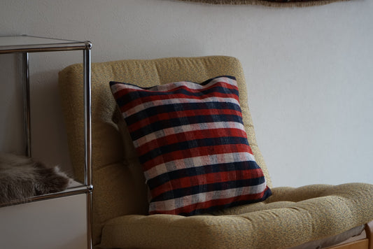 Türkiye Old Kilim Cushion Cover Navy , White , Red Mix Color Checker Design 50 × 50 cm No.TR25525 / 国内送料無料・羊毛手織りキリム