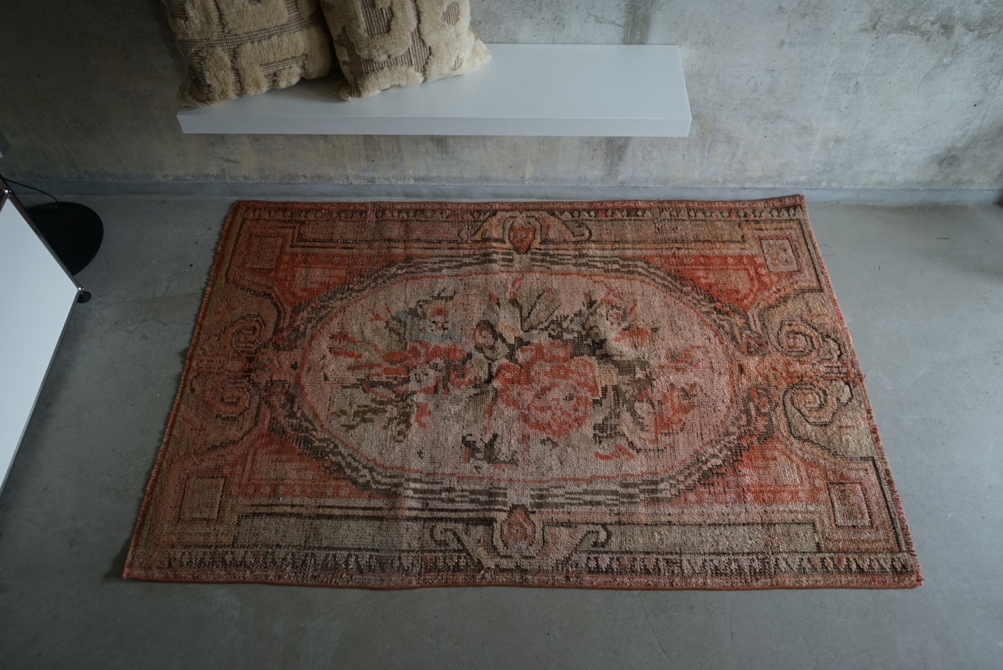 TURKEY OLD ISPARTA ROSE FLOWER 1950-1960年代 161 × 107.5 cm No.TR25129