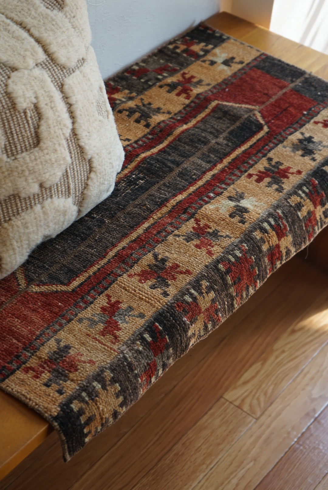 Türkiye Vintage Patchwork Black , Red , Yellow 1980年代 81 × 46 cm No.TR25405