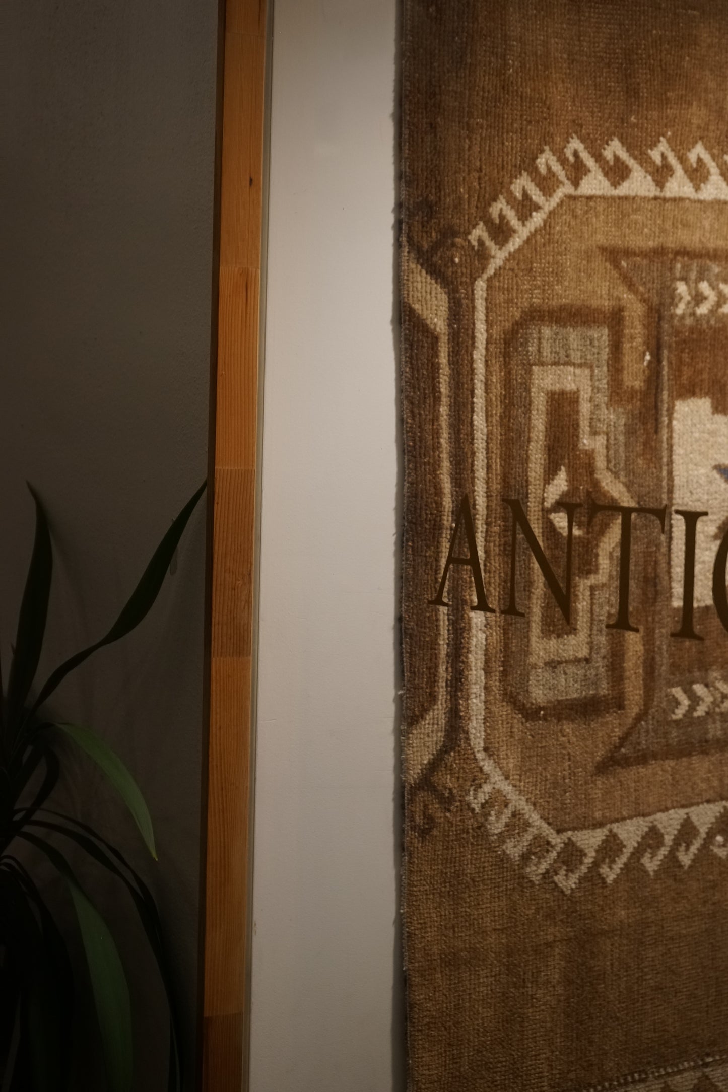 TURKEY OLD BROWN RUNNER SMALL SIZE 1970年代 130 × 43 cm No.TR25218