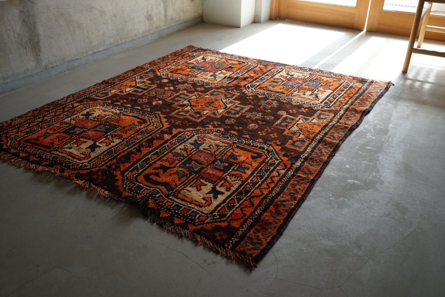 店頭販売 IRAN ANTIQUE SHIRAZ LORI 1860年代 142 × 123 cm