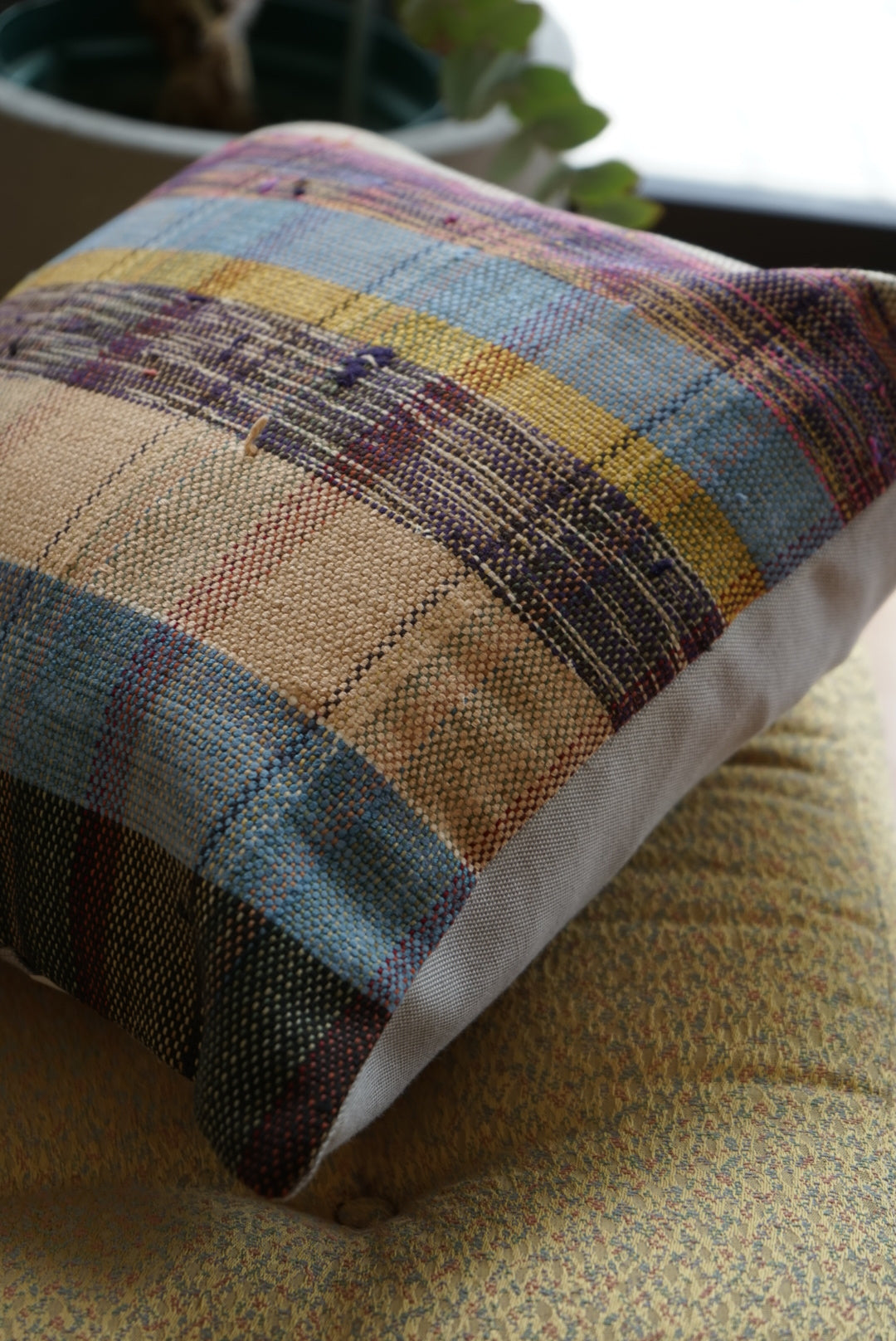 Türkiye Old Kilim Cushion Cover Mix Color 40 × 40 cm No.TR25439