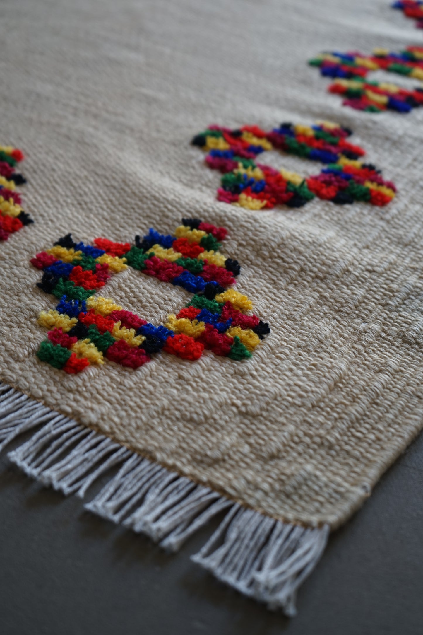 TURKEY VINTAGE KILIM DOT FLOWER 1980年代 125 × 80 cm No.TR25195