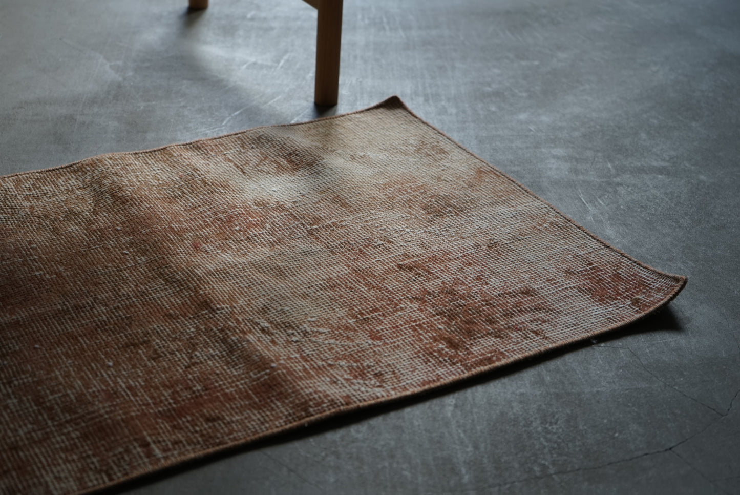 TURKEY VINTAGE SMALL RUG PALE RED 74 × 50 cm No.TR25160