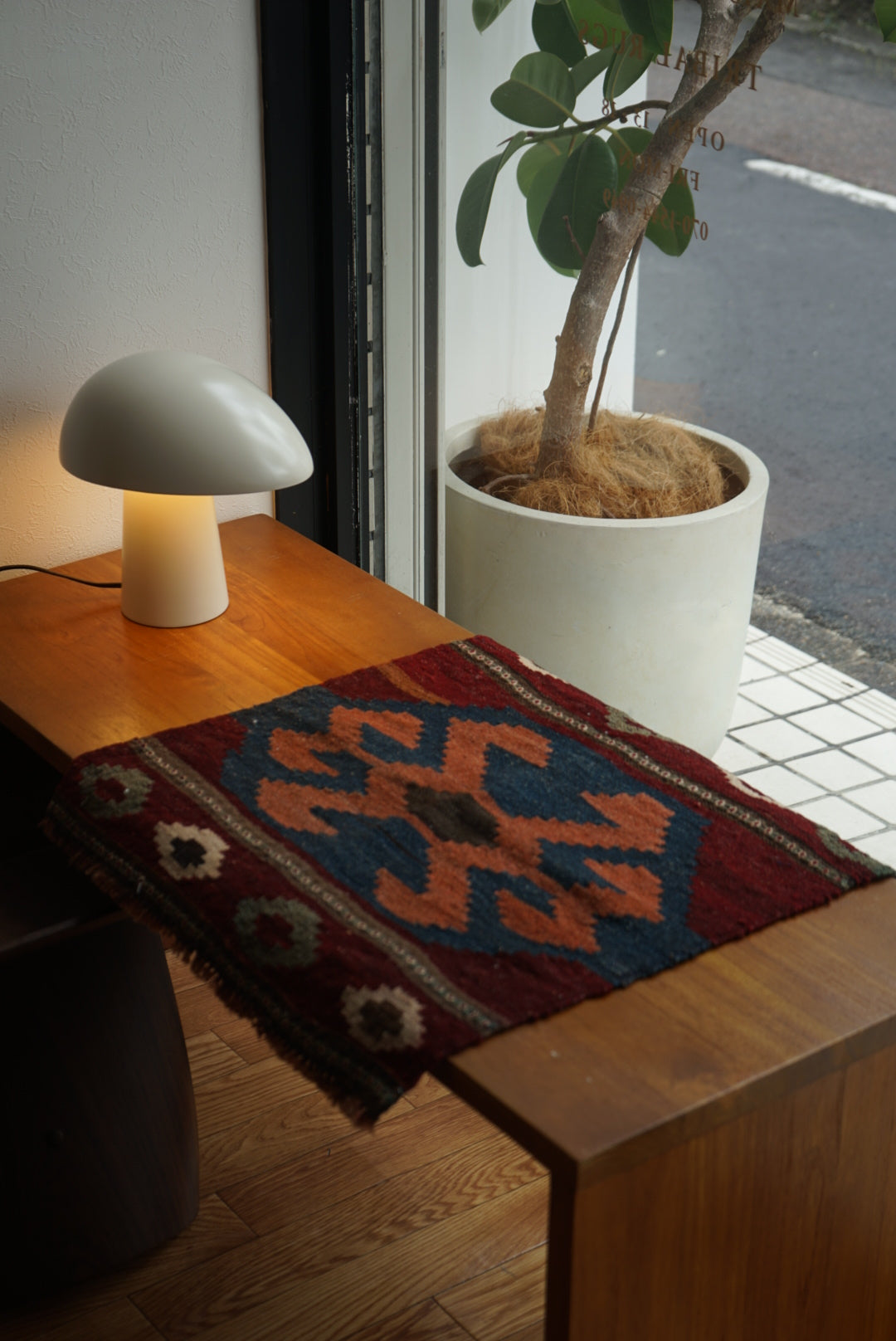 Türkiye Old Kilim Rich Red 1970年代 52 × 50 cm No.TR25234