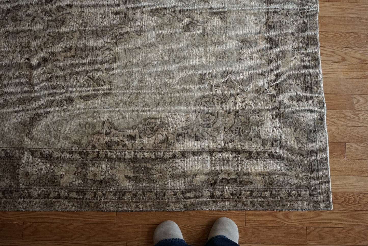 Türkiye Old Isparta Medallion Beige , Glay 1960年代 255.5 × 184 cm No.TR25491 / 国内送料無料