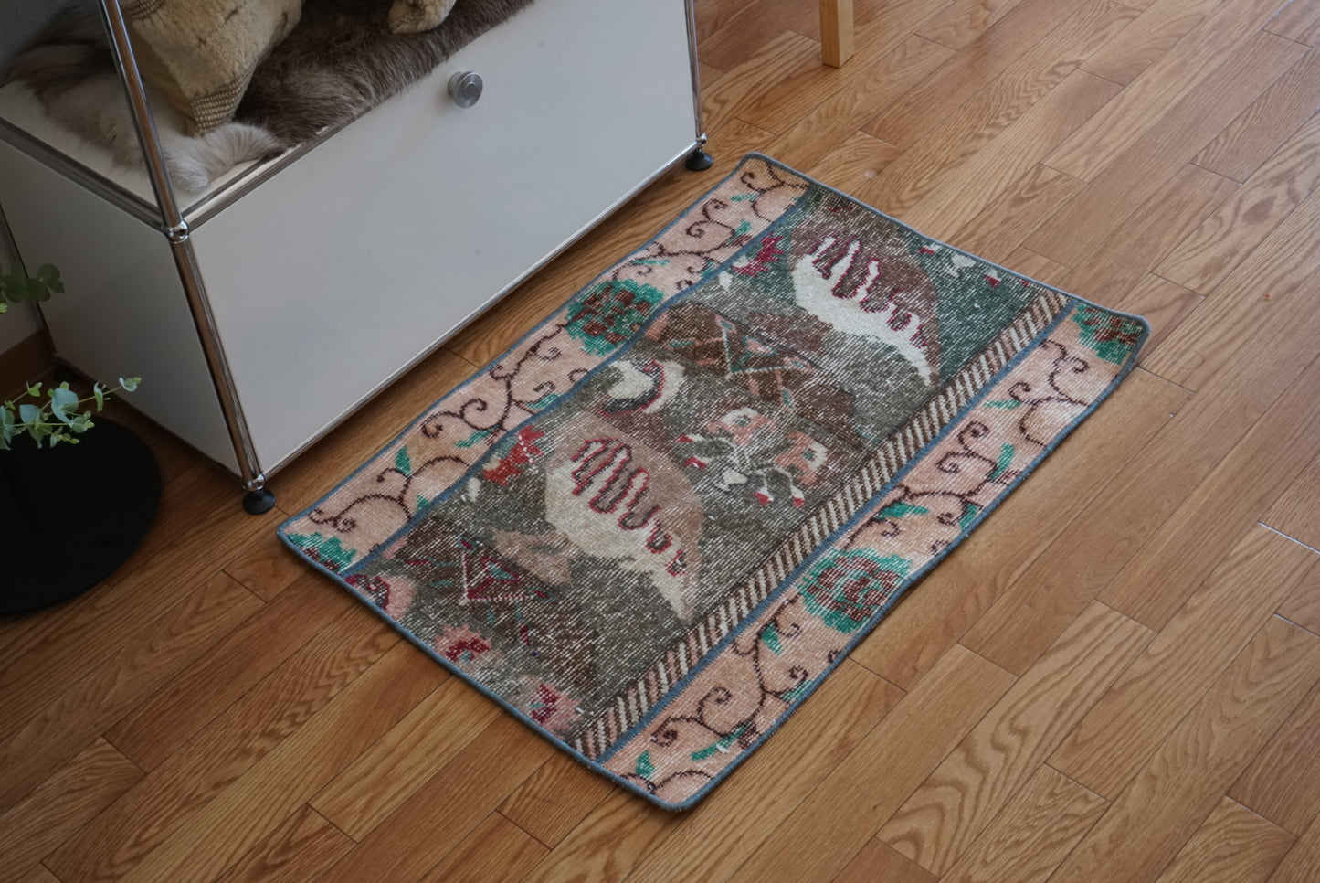 Türkiye Old Oushak Bird Motif Patchwork 1960年代 82.5 × 59 cm No.TR25466