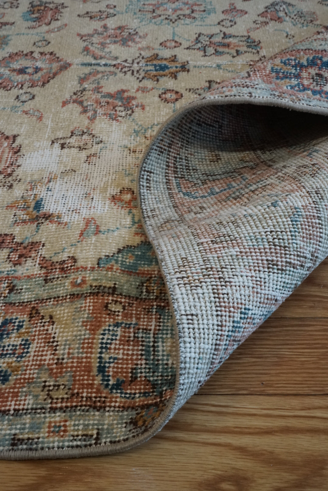 Türkiye Old Isparta Ancient Beige Floral 1970年代 214 × 114.5 cm No.TR25436