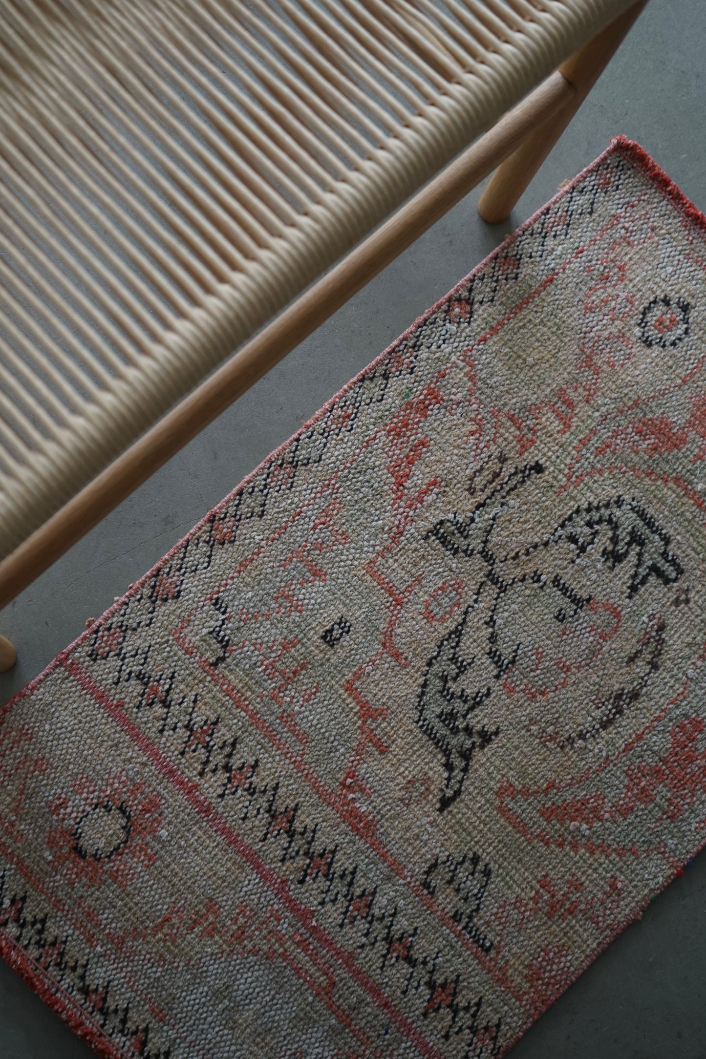 TURKEY VINTAGE SMALL FLORAL RUG 85 × 49 cm No.TR25171