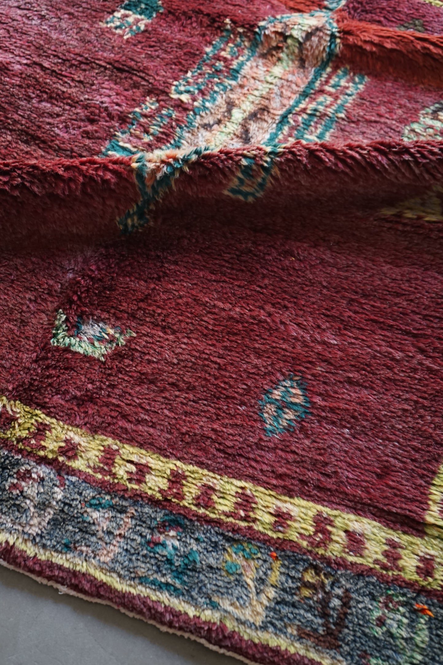 TRIBAL RUG TURKEY OLD OUSHAK 1965年代 154 × 133 cm No.TR25193