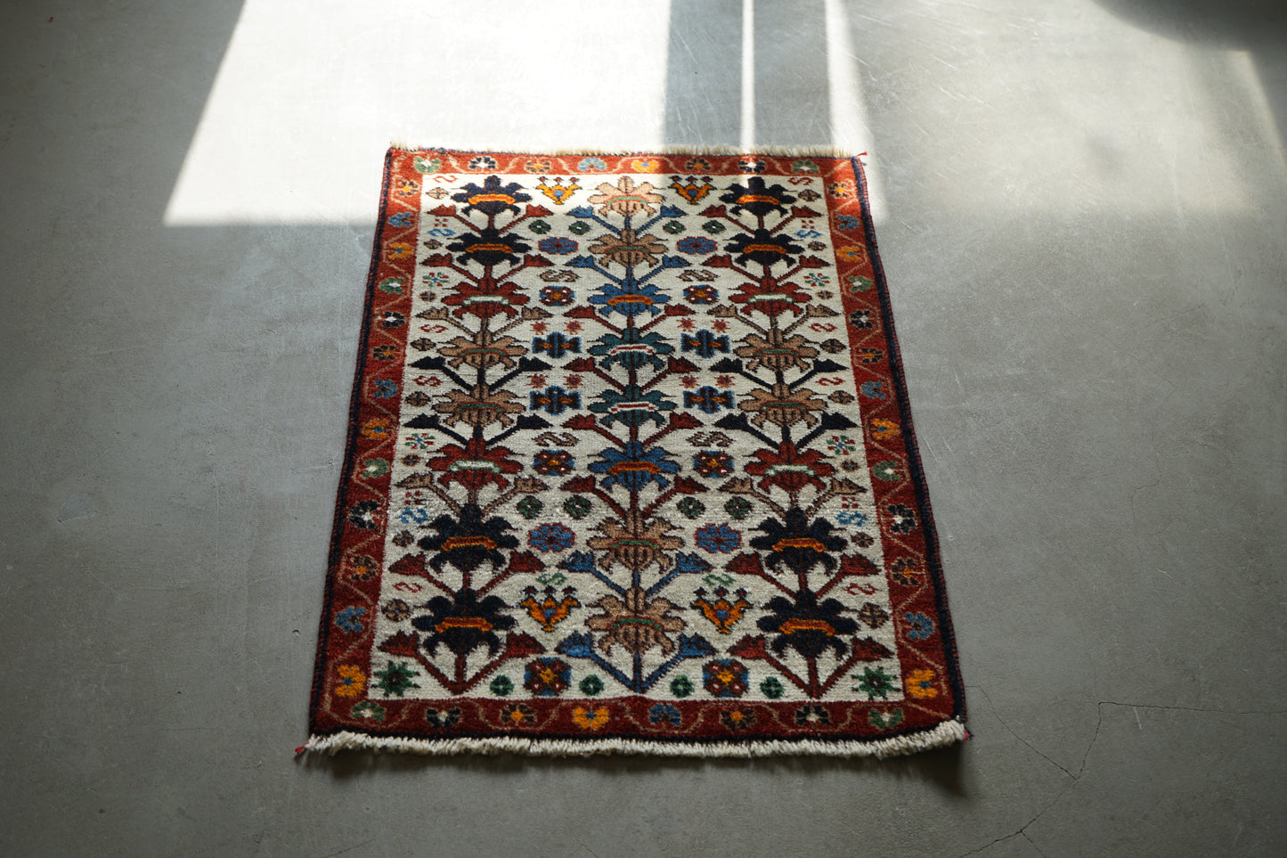 IRAN ANTIQUE KHAMSEH IGDER 1840年代 77 × 53 cm