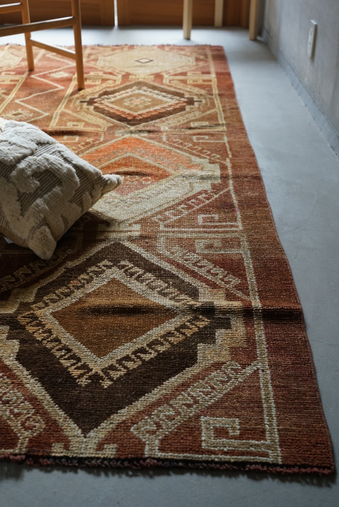 TURKEY VINTAGE ANATORIA BROWN 1980年代 256 × 155 cm No.TR25157