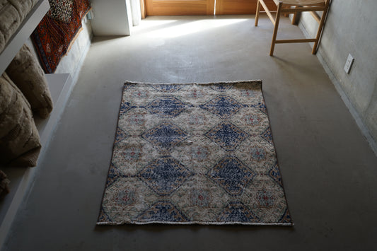 TURKEY VINTAGE ISPARTA 1980年代 125 × 80 cm No.TR25196