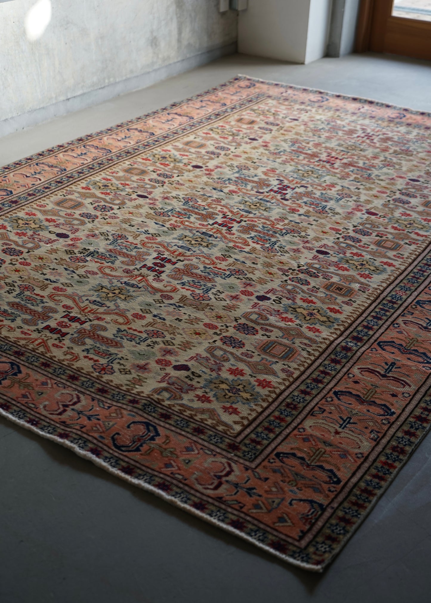 TURKEY OLD KAYSERI PINK 1950-1960年代 212 × 145 cm No.TR25190