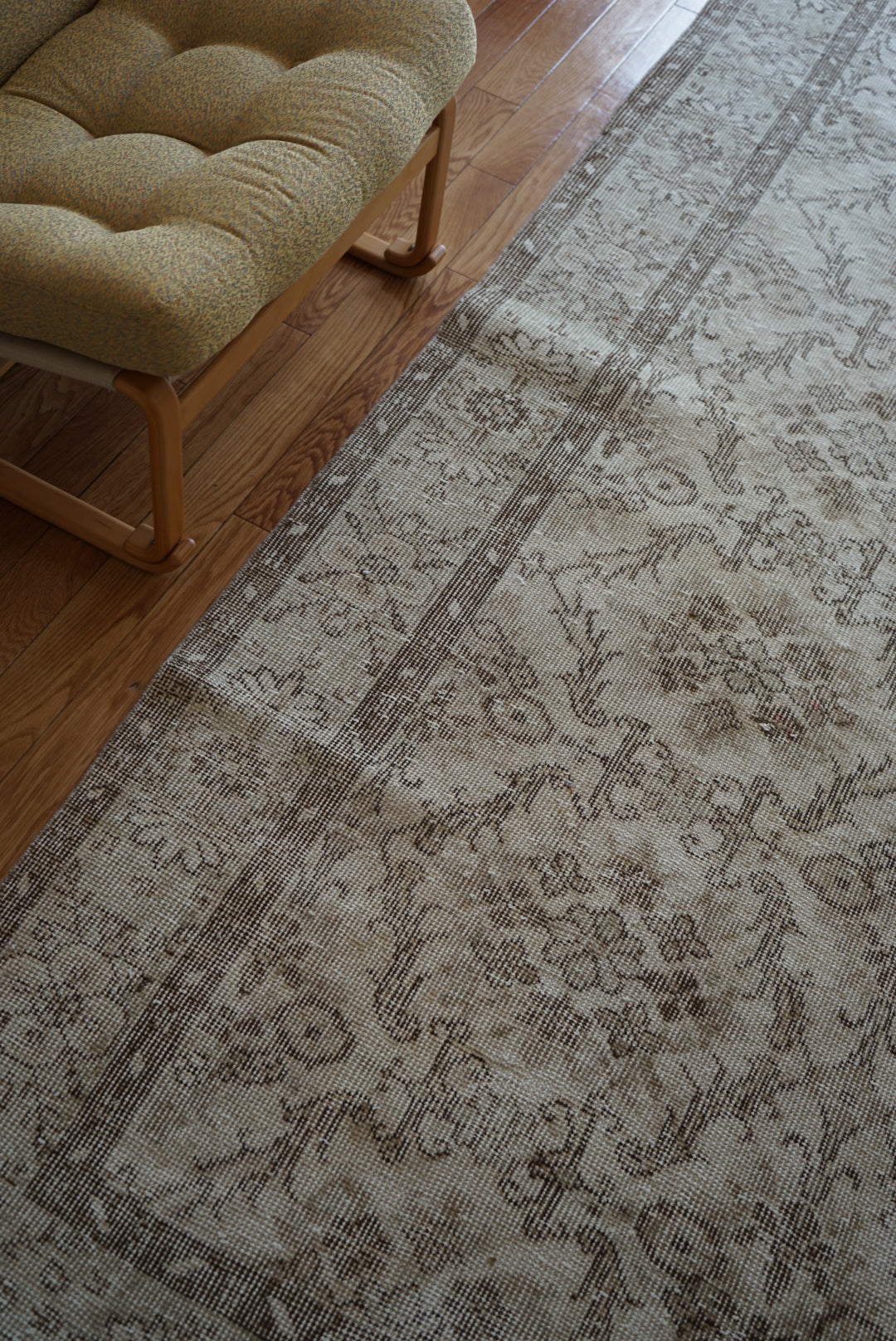 Türkiye Old Isparta Beige Floral 1970年代 272 × 152 cm No.TR25351