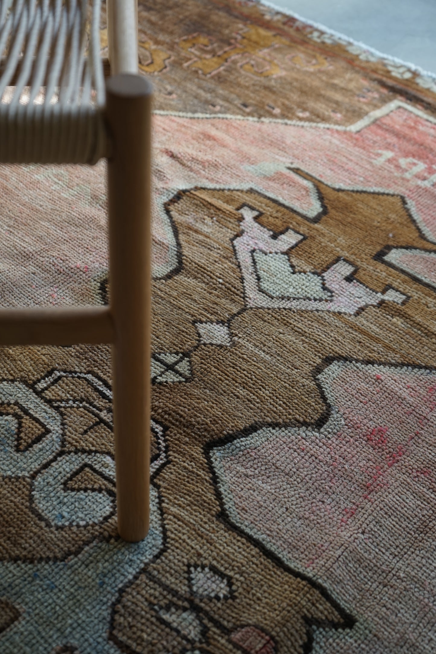 TURKEY OLD OUSHAK SALMON PINK 1970年代 286 × 162 cm No.TR25197