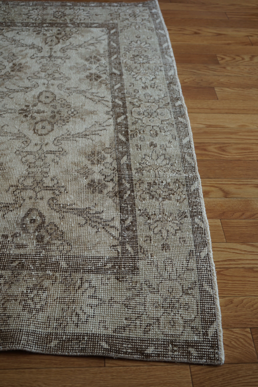 Türkiye Old Isparta Beige Floral 1970年代 272 × 152 cm No.TR25351