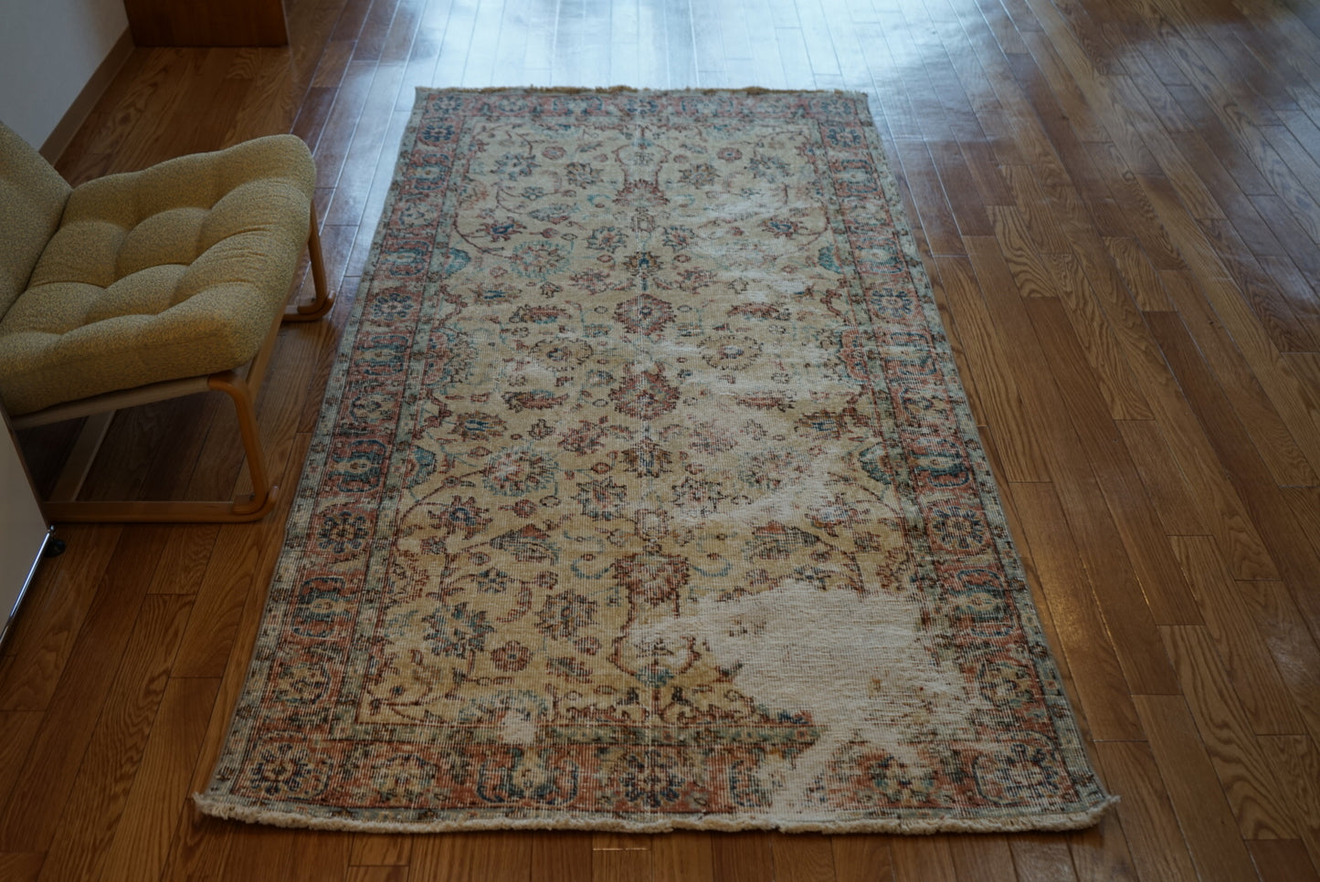 Türkiye Old Isparta Ancient Beige Floral 1970年代 214 × 114.5 cm No.TR25436