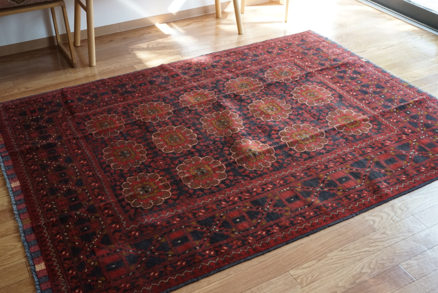 店頭販売 Afghanistan Vintage Turkmen 1980年代 201 × 146.5 cm  No.AF2536 / 国内送料無料・羊毛手織り絨毯
