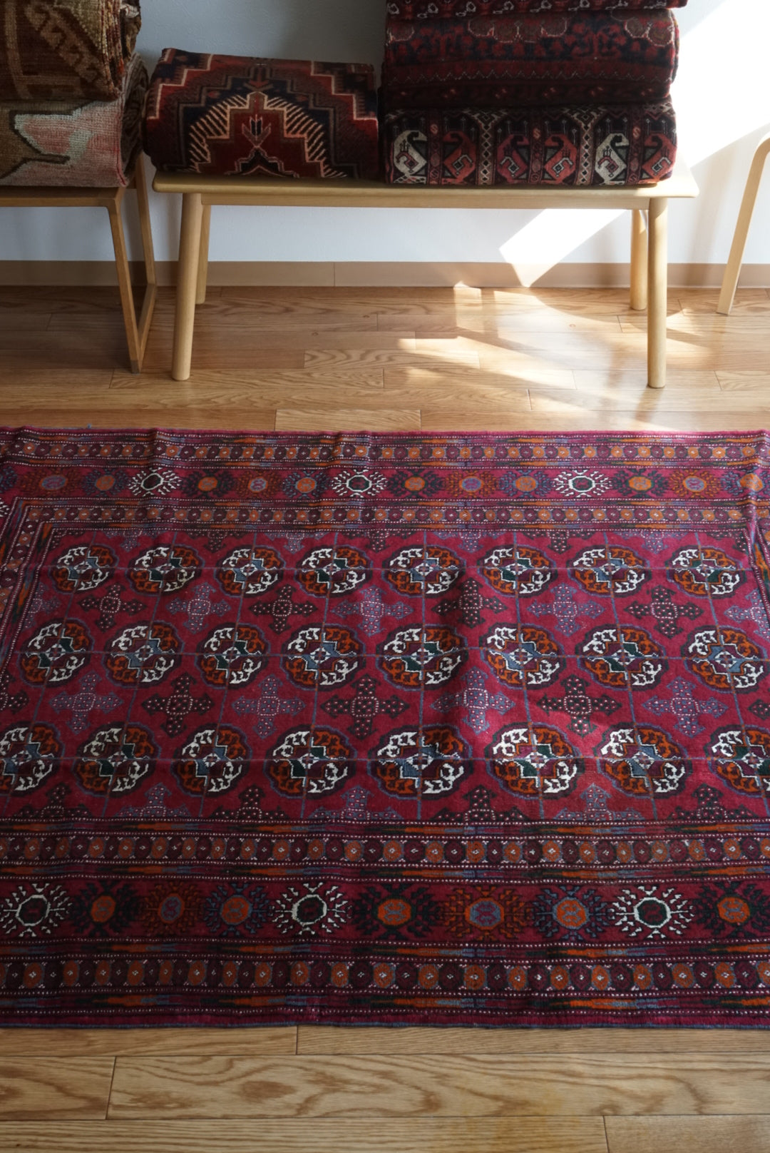 店頭販売 Afghanistan Old Turkmen Cassis 1970年代 210 × 123.5 cm  No.AF2537 / 国内送料無料・羊毛手織り絨毯