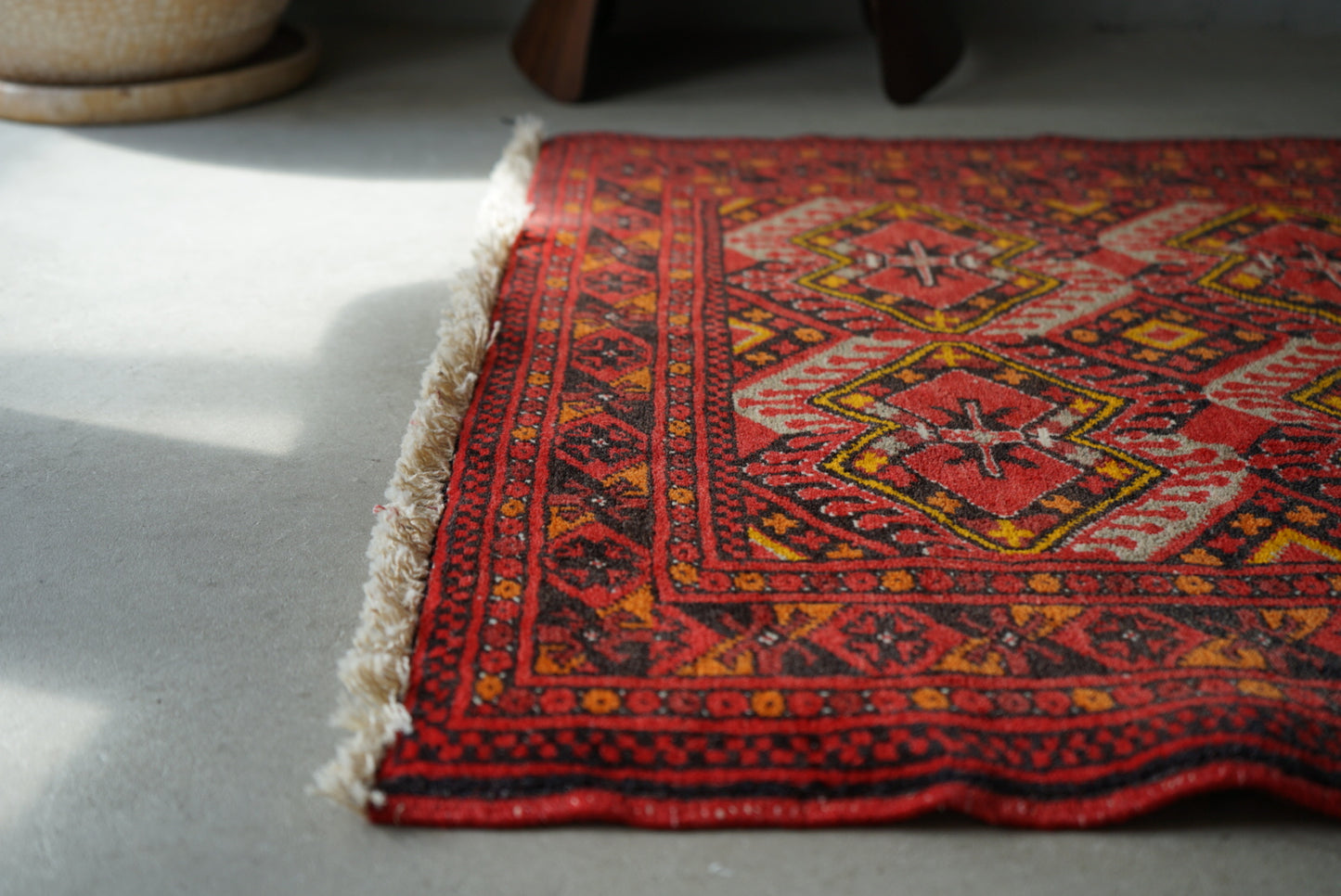 AFGHANISTAN VINTAGE TURKMEN 1980年代 130.5×75 cm