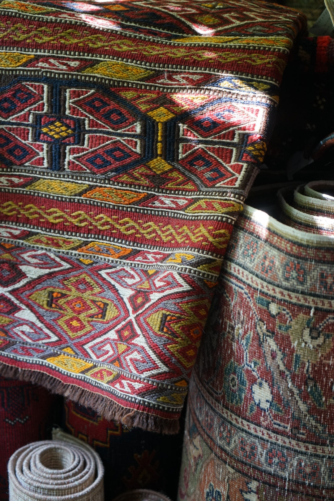 EASTERN TURKEY VINTAGE KURDISTAN KILIM 1965-1970年代 92 × 81 cm