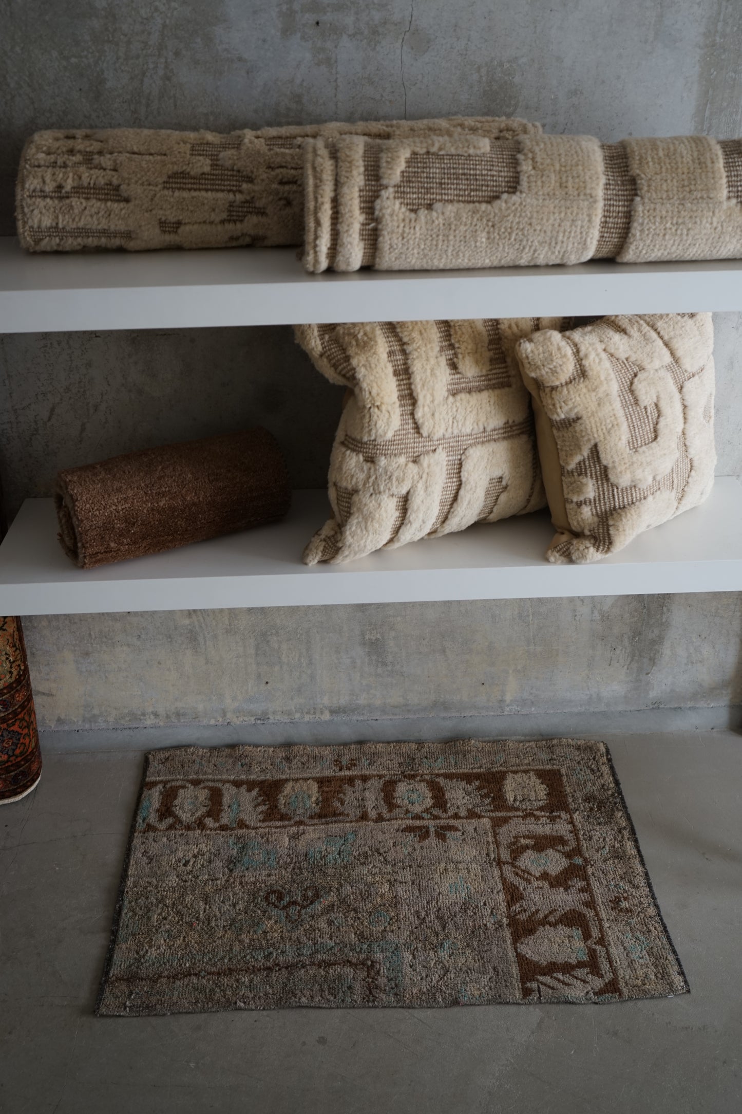 TURKEY VINTAGE SMALL GRAY RUG 78.5 × 54 cm No.TR25170