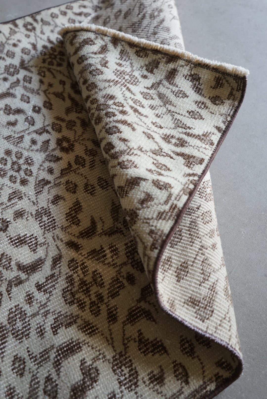 TURKEY OLD ISPARTA BROWN MINT RUNNER 1970年代 195 × 84 cm No.TR25136