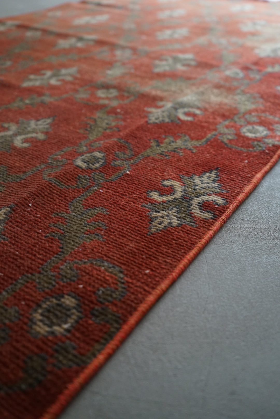 TURKEY OLD ISPARTA BLOOD ORANGE 1970年代 172 × 86 cm No.TR25150