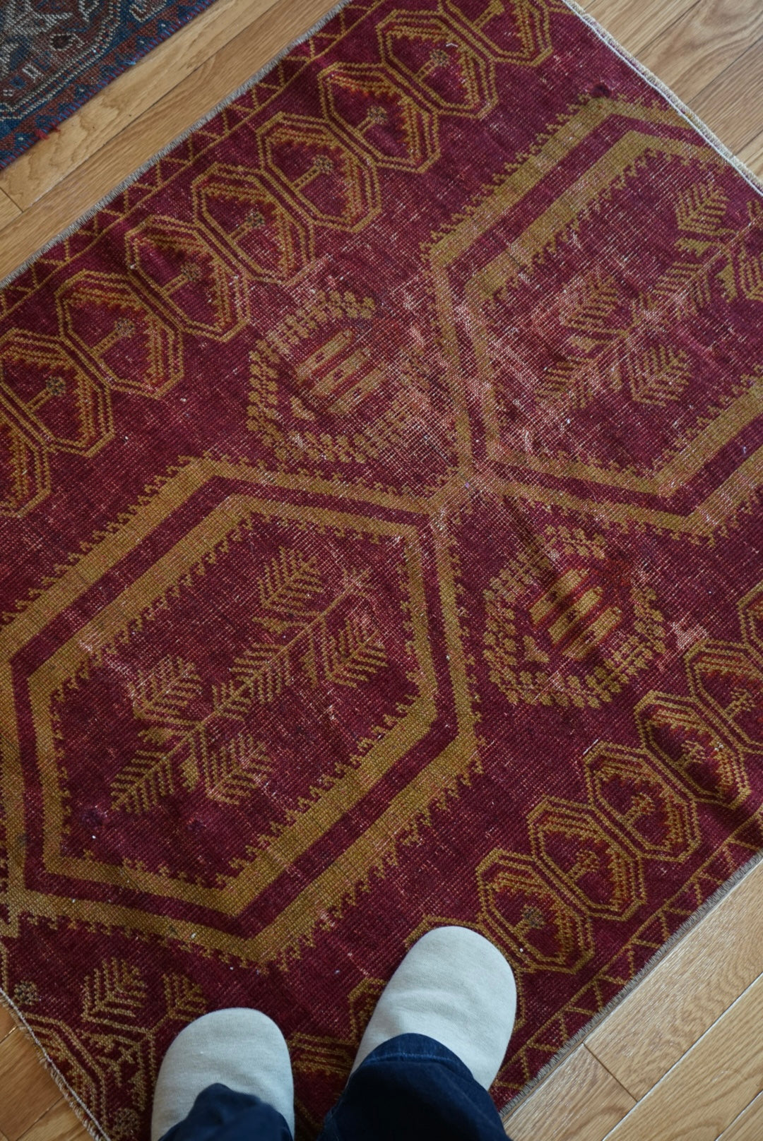 Türkiye Old Oushak Red 110 × 92.5 cm No.TR25330