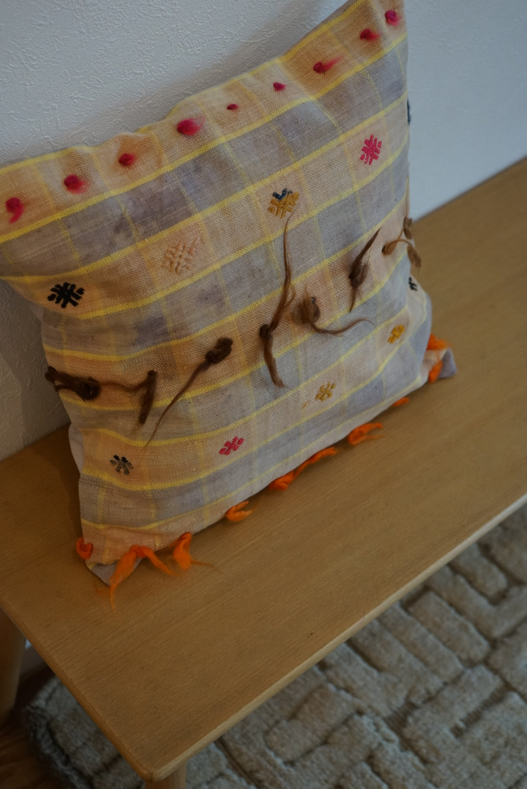 Türkiye Old Kilim Cushion Cover Pastel Fancy 45 × 45 cm No.TR25572 / 送料無料・羊毛手織りキリム