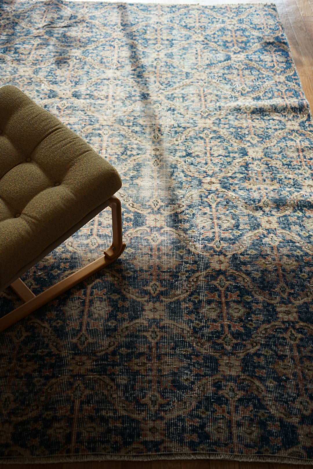 Türkiye Old Isparta Blue 1970年代 255 × 176.5 cm No.TR25434