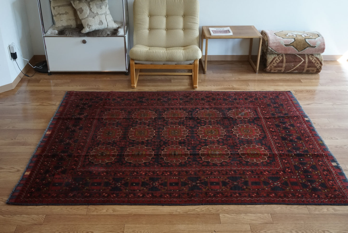 店頭販売 Afghanistan Vintage Turkmen 1980年代 201 × 146.5 cm  No.AF2536 / 国内送料無料・羊毛手織り絨毯