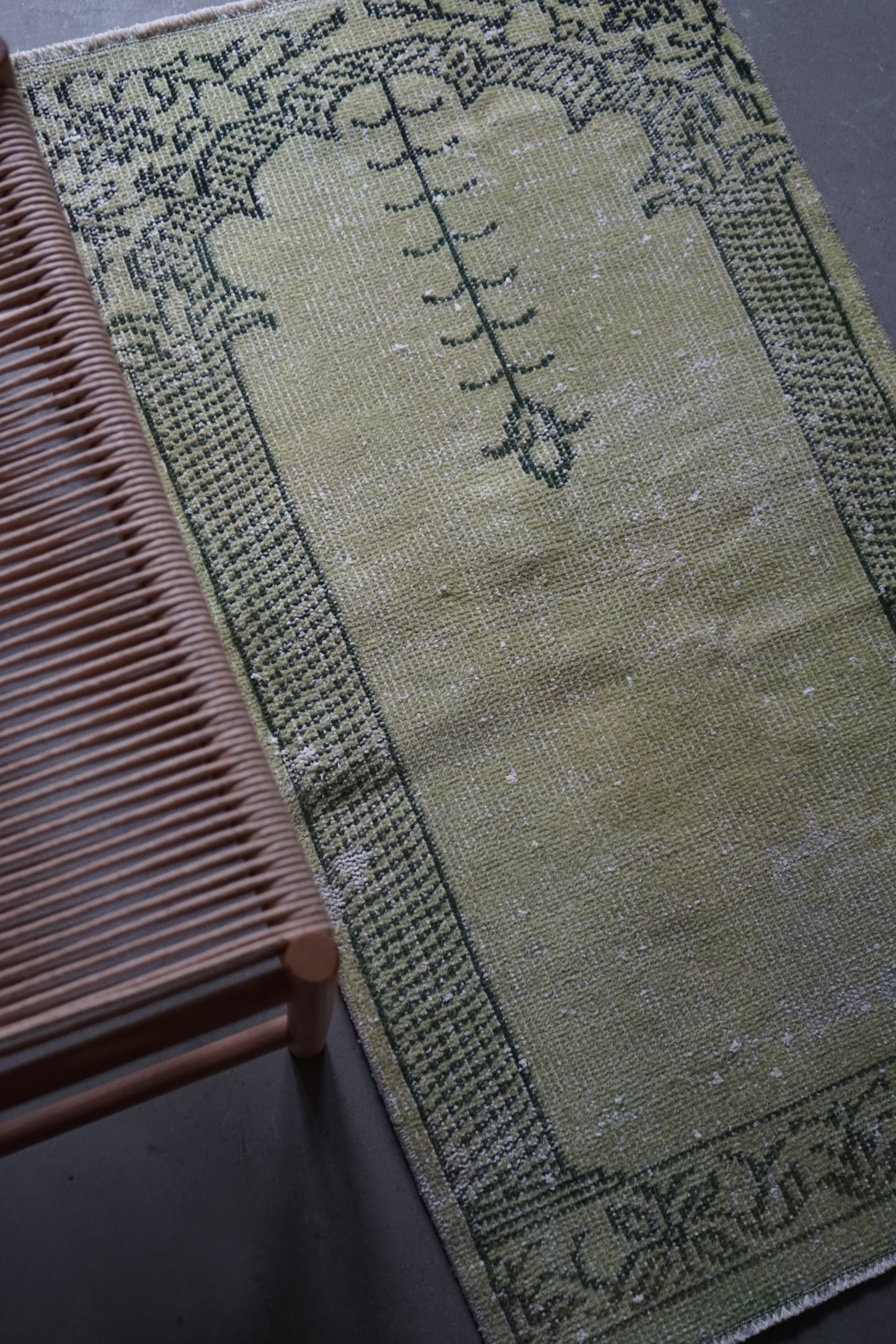 TURKEY OLD ISPARTA ARTICHOKE 1970年代 116 × 66 cm No.TR25201