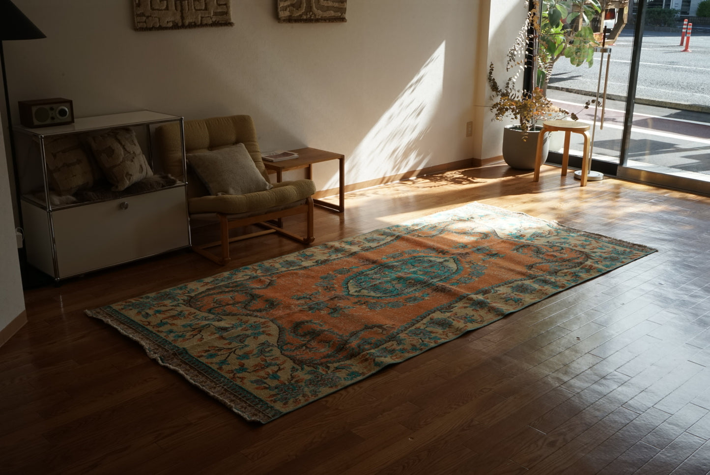 Türkiye Old Isparta Orange , Beige , Blue 1970年代 278 × 130.5 cm No.TR25503 / 国内送料無料