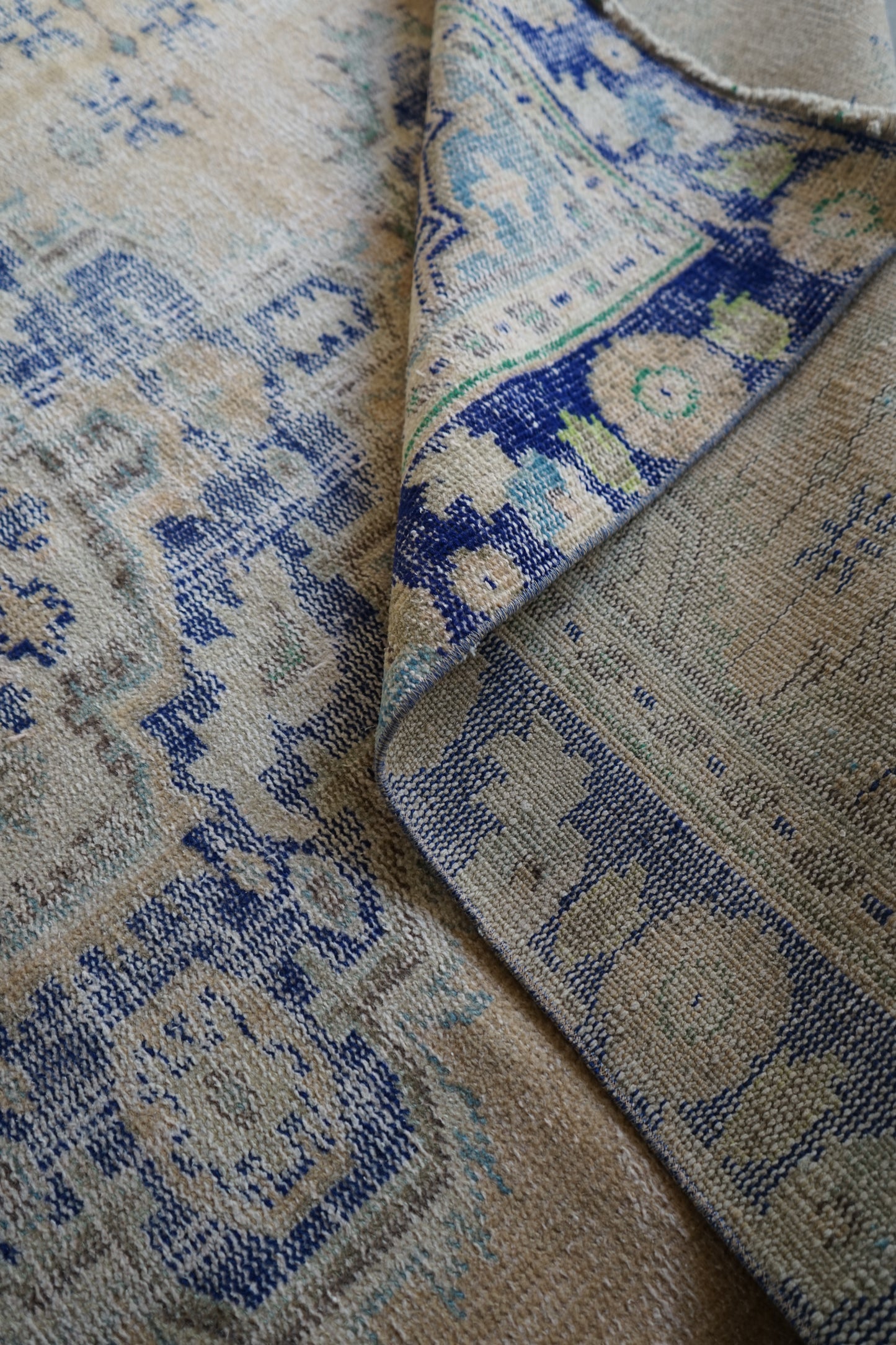 Türkiye Old Isparta Beige Blue 1970年代 246 × 159 cm No.TR25226