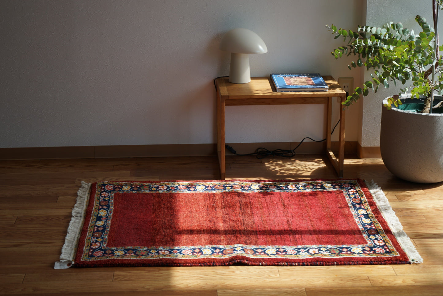 Iran Shiraz Qashqai Gabbeh Rich Red 119.5 × 85 cm