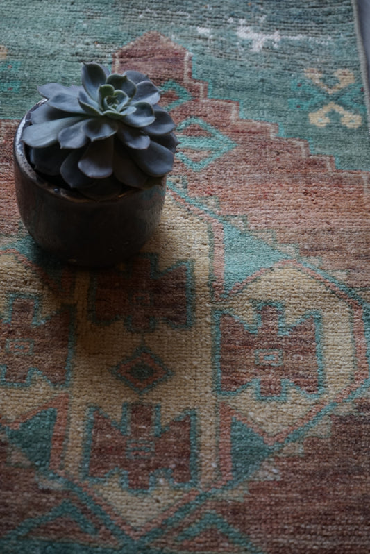 Türkiye Old Oushak Beige Blue Small size 1970年代 80 × 40 cm No.TR25243