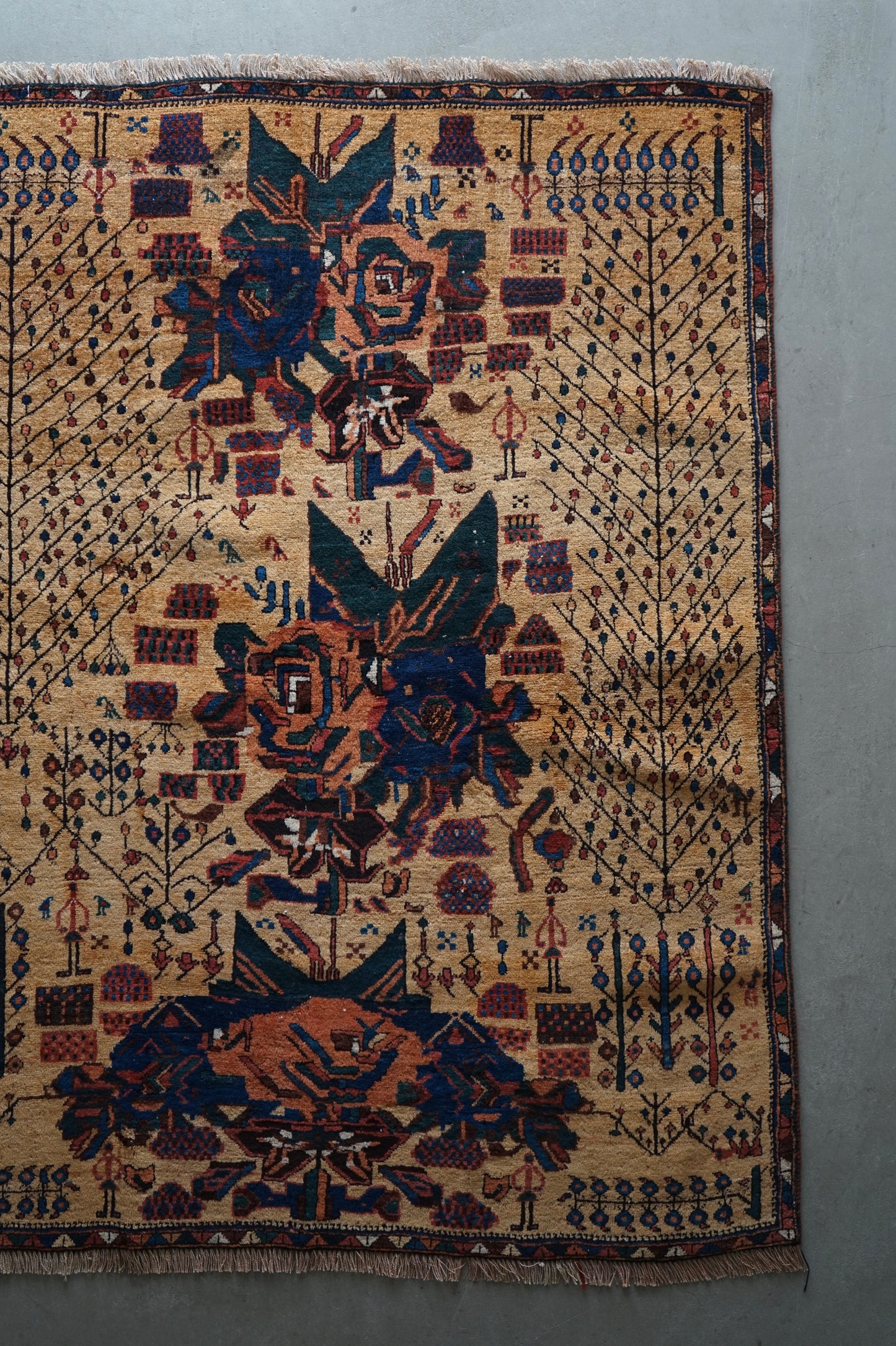 店頭販売 IRAN ANTIQUE QASHQAI SHIRAZ NEYRIZ 1770年代 114 × 129 cm