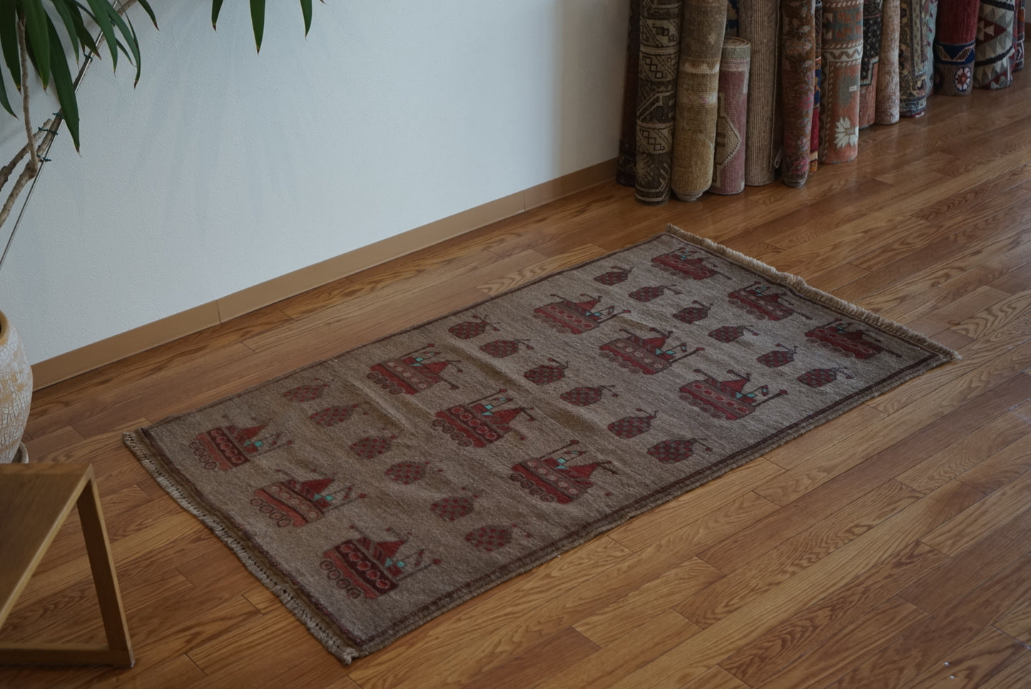 AFGHANISTAN VINTAGE WAR RUG 1980年代 149× 90 cm No.AF2512