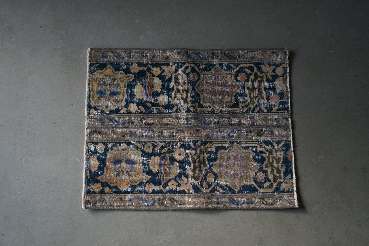 Türkiye Old Oushak Patchwork Indigo 66 × 54 cm No.TR25306